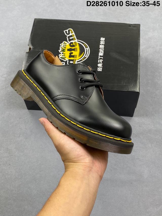 Dr.Martens 马汀博士 马丁靴 1460 经典款8孔系列 黑色荔枝皮 某物同香港代购 同一批次订单 公司规格 原材生产 原版荔枝纹加厚牛皮 Pvc橡胶减