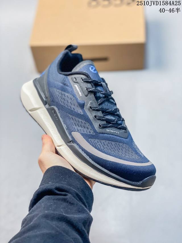 级Ecco爱步 Biom 2.2 Breathru 时尚圆头 低帮 生活休闲鞋 货号:830753-00101 尺码:40-46 编码：10Jvd1584A25