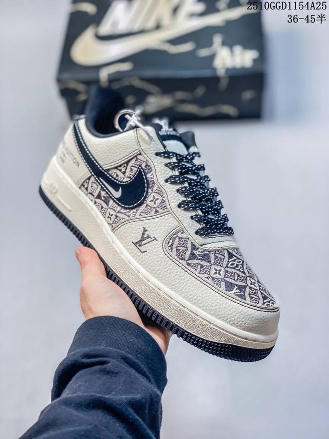 海外限量发售！公司级Nike Air Force 1 '07 Low “斯图西联名 黑白满天星”空军一号 低帮 运动鞋 休闲鞋 折边针车 工艺难度大 原楦头原纸