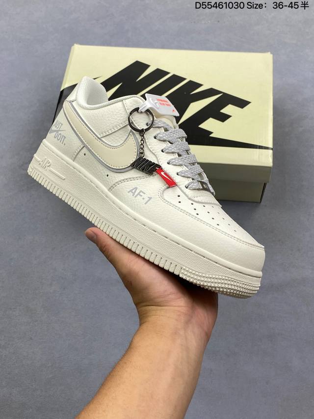 公司级Nike Air Force 1‘07 原楦头原纸板 打造纯正低帮空军版型 专注外贸渠道 全掌内置蜂窝气垫 原盒配件 原厂中底钢印、拉帮完美 货号:Zh0