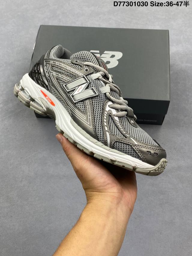 公司级New Balance M1906系列复古单品宝藏老爹鞋款 公司级版本复古元素叠加 质感超级棒 楦版型材料细节做工精细 作为Nb最经典的档案鞋型之一 与