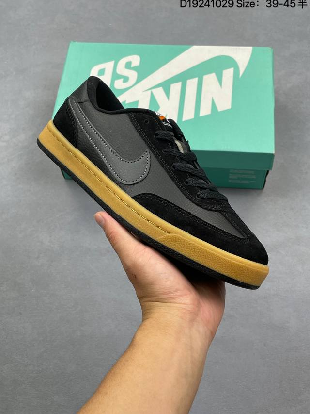 耐克Nike Sb Dunk Low Sb Classic 扣篮系列复古低帮休闲运动滑板板鞋 货号：Cj996 01 Id：D19241029