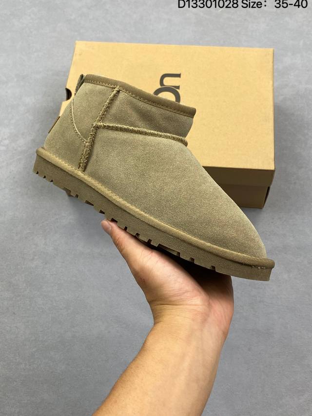 公司级Ugg 百搭单品 Ugg 秋冬羊皮毛一体雪地靴 全鞋采用Zp同厂 隆丰A级澳洲进口羊皮毛一体 品牌代工厂P生产线 完全遵循Zp工艺流程 代工厂P原厂版师