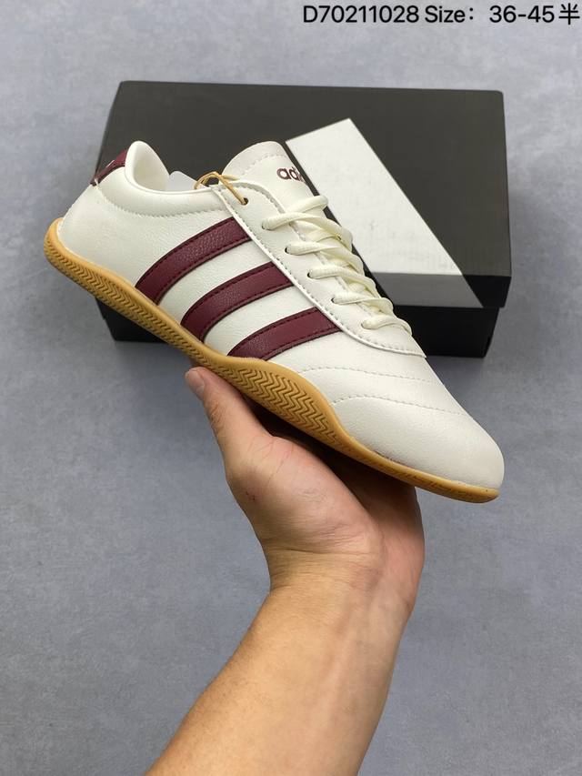 真标Adidas Grand Court 阿迪达斯 休闲 耐磨 低帮 板鞋 货号:Jq9687 尺码:36 36.5 37 38 38.5 39 40 40.5