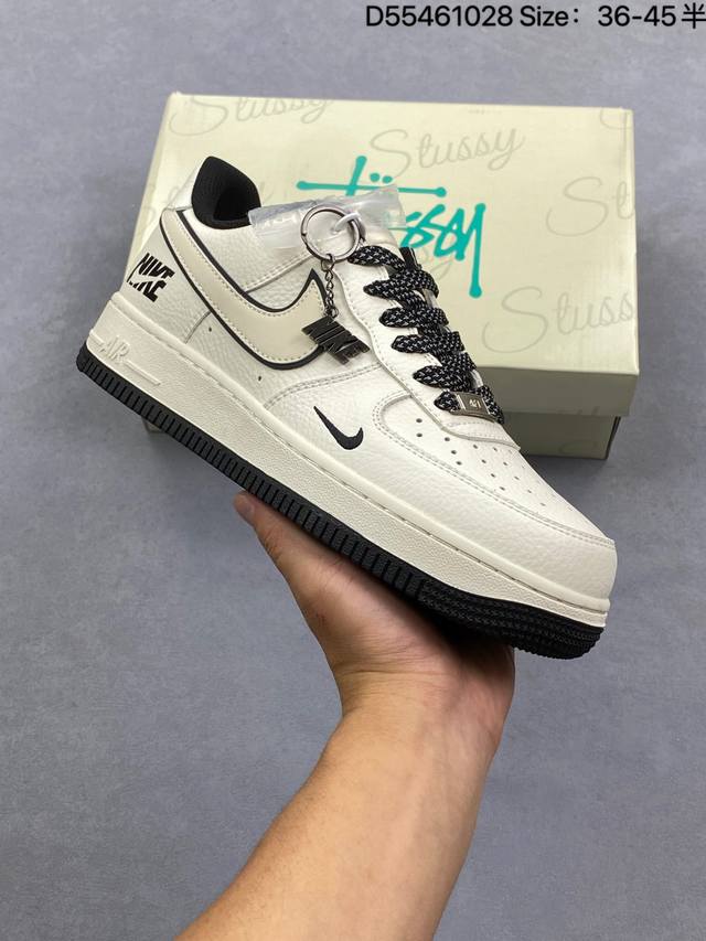 公司级Nike Air Force 1‘07 原楦头原纸板 打造纯正低帮空军版型 专注外贸渠道 全掌内置蜂窝气垫 原盒配件 原厂中底钢印、拉帮完美 货号:Zh0