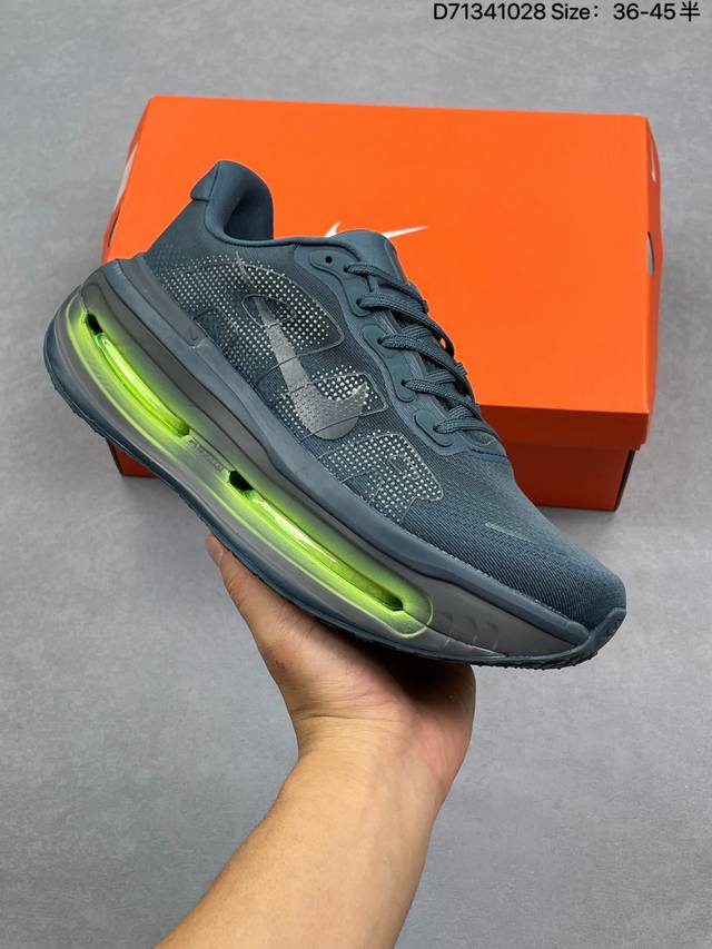 公司级：Nike Vomero Premium 耐克 舒适减震防滑 低帮跑步鞋 全掌Reactx泡绵中底 前掌和后跟还配备了Air Zoom气垫单元 据说跑起来