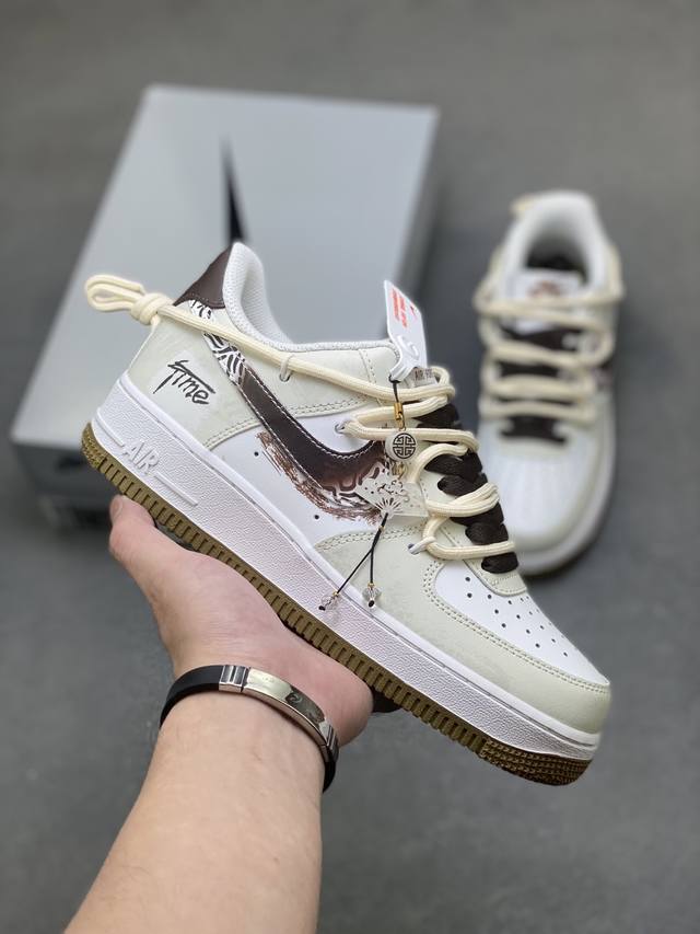 海外限量发售！公司级Nike Air Force 1 '07 Low 空军一号低帮 运动鞋 休闲鞋 折边针车 工艺难度大 原楦头原纸板 原装鞋盒 定制五金配件