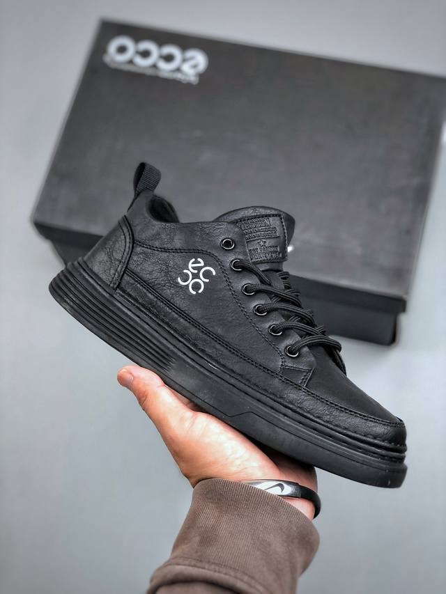 K E Ecco爱步 板鞋男士秋冬季新款 全头层百搭潮流户外运动鞋 全新的轻量底材 橡胶大底 柔软舒适 轻量回弹脚感更轻盈 给你贴心透气呵护 自然律动科技 符合