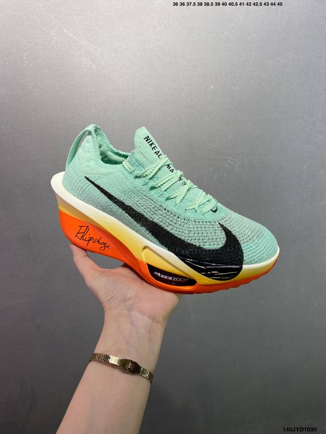公司级Nike Air Zoom Alphafly Next%3 耐克 耐磨透气支撑平衡 低帮 气垫 马拉松跑步鞋 新品发布 整体采用前作的设计语言 并且对后者