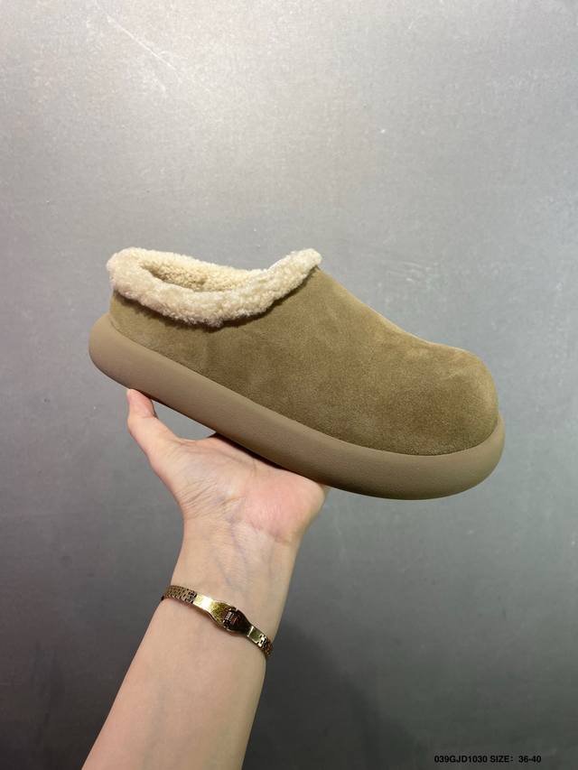 公司级Ugg 百搭单品 Ugg 秋冬羊皮毛一体雪地靴 全鞋采用Zp同厂 隆丰A级澳洲进口羊皮毛一体 品牌代工厂P生产线 完全遵循Zp工艺流程 代工厂P原厂版师