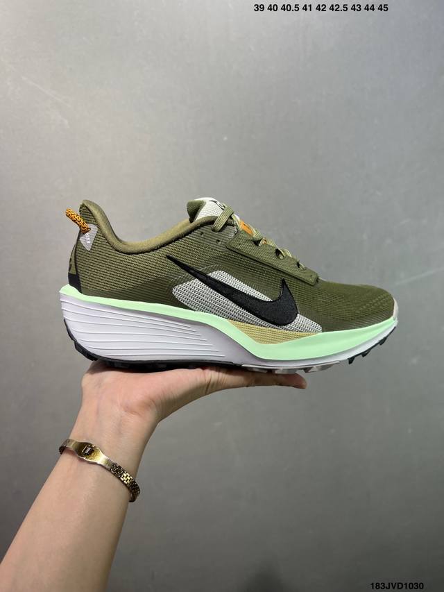 公司级Nike Reactx Pegasus Trail 6 耐克 轻便缓震 越野跑步鞋 兼顾迅疾外观和稳固脚感 后跟覆面和中足动态支撑巧妙融合 缔造稳定顺畅的