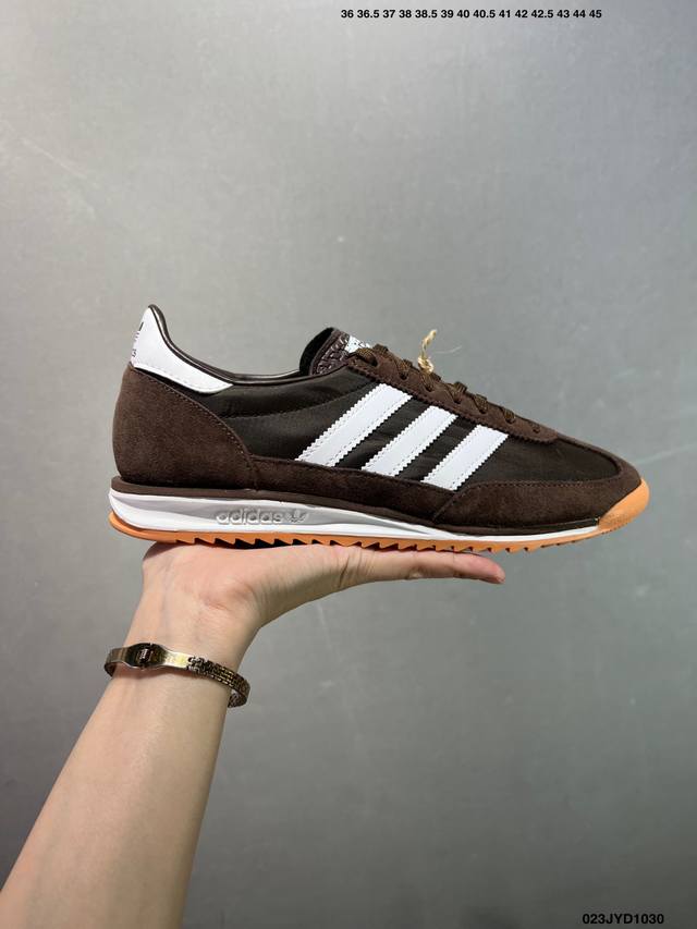 公司级复古前卫都占了，联乘英国设计师品牌Wales Bonner X Sl 72 Krs 经典复古低帮休闲运动慢跑鞋 尺码：36 36 37 38 38 39