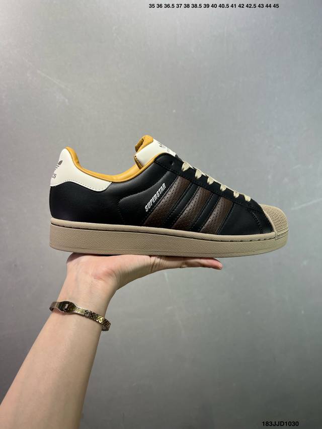 公司级Adidas Originals Superstar贝壳头系列 阿迪达斯 低帮经典百搭休闲运动板鞋 货号:Jp11940 尺码:36 36.5 37 38