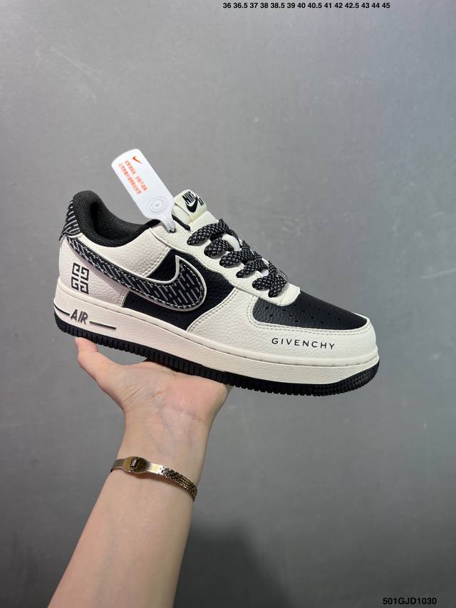公司级Nike Air Force1 07 Low 联名 定制空军 #原楦头原纸板 打造纯正空军版型 #专注外贸渠道 全掌内置蜂窝气垫 #原盒配件 原厂中底钢印