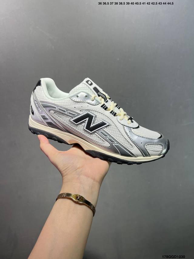 公司级New Balance 204L 薄底鞋 薄底皮质鞋带德训Miu系 减震耐磨包裹性支撑轻便 低帮 生活休闲鞋 轻盈脚感质感兼具 鞋身搭载Eva科技中底,适