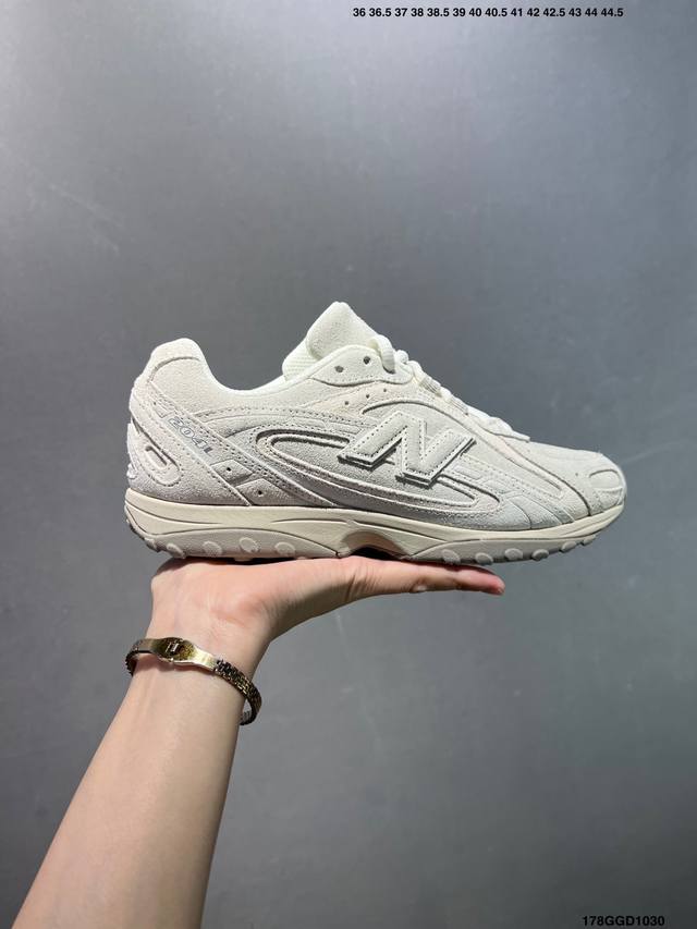 公司级New Balance 204L 薄底鞋 薄底皮质鞋带德训Miu系 减震耐磨包裹性支撑轻便 低帮 生活休闲鞋 轻盈脚感质感兼具 鞋身搭载Eva科技中底,适
