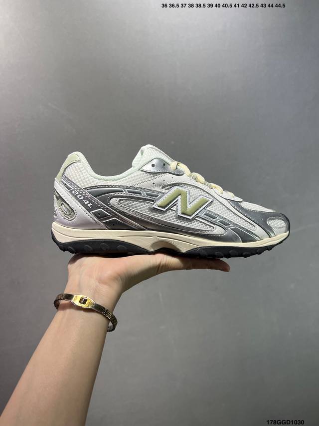 公司级New Balance 204L 薄底鞋 薄底皮质鞋带德训Miu系 减震耐磨包裹性支撑轻便 低帮 生活休闲鞋 轻盈脚感质感兼具 鞋身搭载Eva科技中底,适