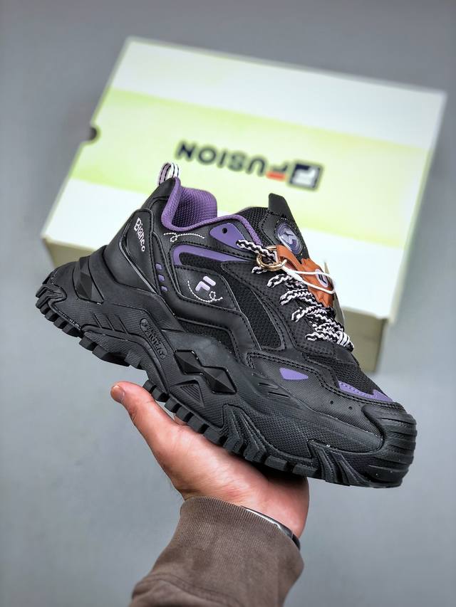 Fila Fusion 斐乐潮牌厚底硬糖休闲老爹鞋 T12W541005Fbl 尺码：35-40 半