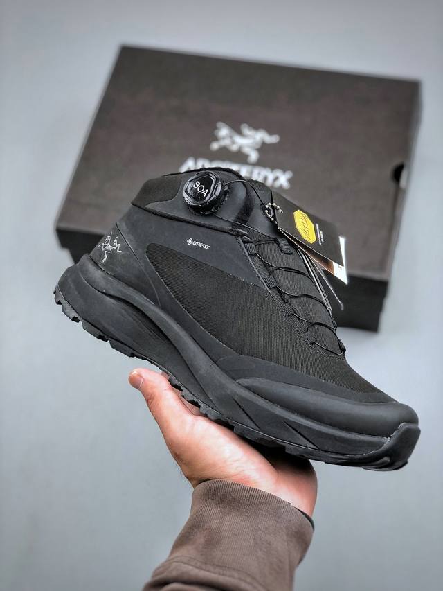 报货备注加绒版本 T Arcteryx Konseal Lt W 始祖鸟此款鞋采用近几年比较流行的版型设计，外观时尚大气，鞋底采用耐磨的材质，穿上它，让您在平时