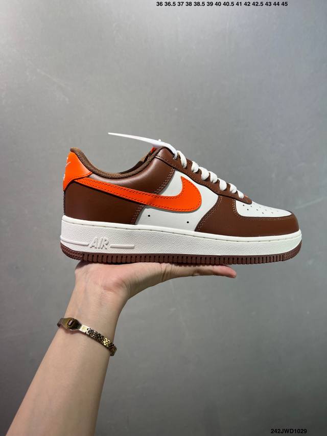 公司级 Nike Air Force 1 Low’07 空军一号低帮休闲板鞋 定制皮料 原楦原纸板 纯正空军版型 内置全掌气垫 货号：男 Cw2288-114