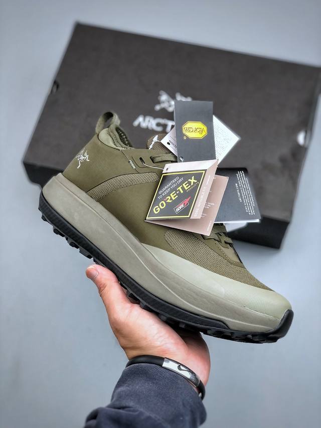 Y 始祖鸟 Arc'teryx Sylan M 快速防水系列增高越野徒步户外运动慢跑鞋高帮 男女鞋原楦原纸版开发版型 采用一体成型热熔网织鞋面材质 搭载85%压