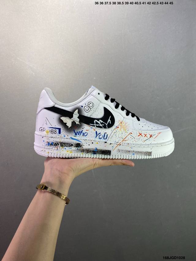 Nike Air Force 1 Low’07 空军一号低帮休闲板鞋 定制皮料 原楦原纸板 纯正空军版型 内置全掌气垫 货号：男 Cw2288-114 女 Dd