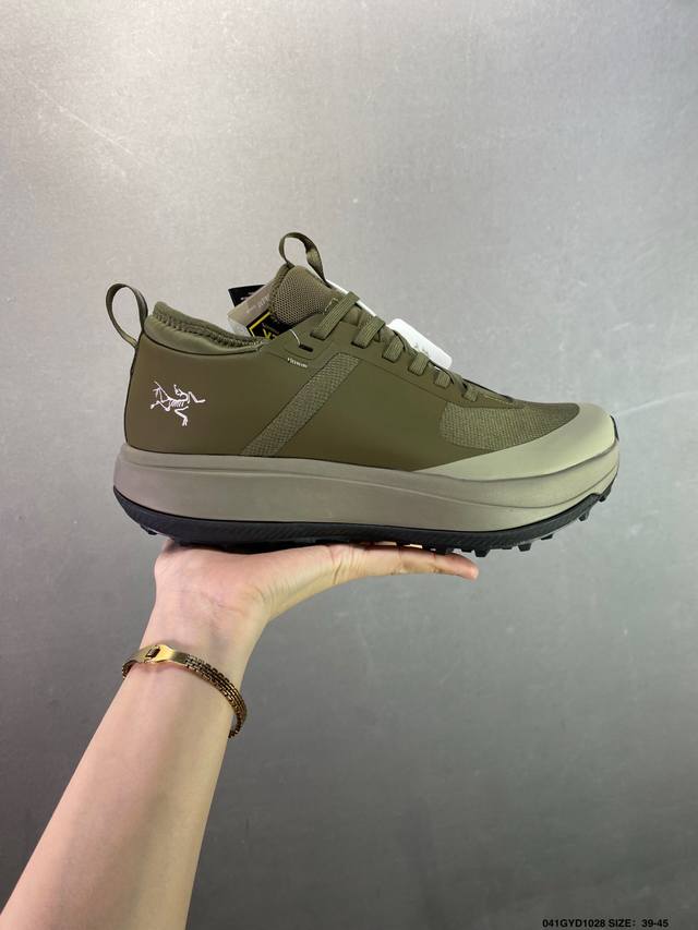 公司级Arcteryx 始祖鸟 Sylan舒适中帮越野马拉松训练长跑跑步鞋 Arcteryx中文名始祖鸟 加拿大户外服饰品牌 1989年创立于加拿大温哥华 始祖