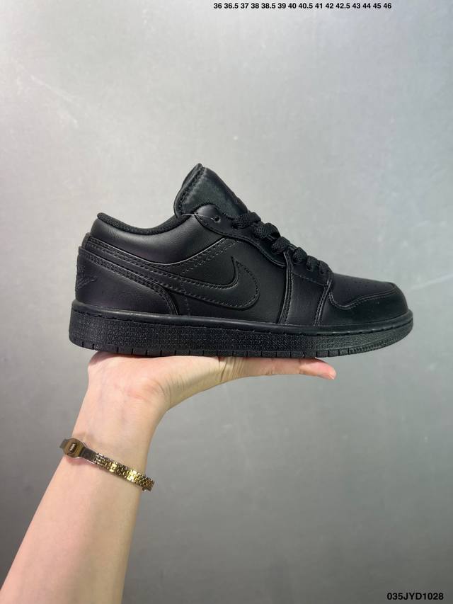 公司级Air Jordan 1 Low Se Aj1低帮系列篮球鞋 官方同步配色 原装级产物 #拒绝公底 立体鞋型 细节完美 高清洁度 购置公司同步原材料 原汁