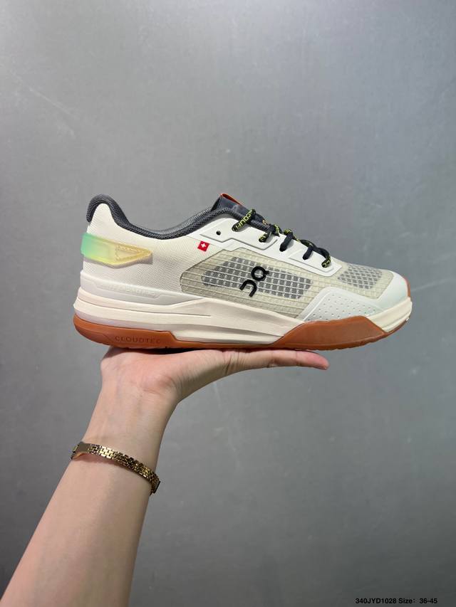 公司级On昂跑 The Roger Adv Pro 舒适 透气防滑减震 低帮网球鞋 货号：3Fm10330924 尺码：36 36.5 37.5 38 38.5