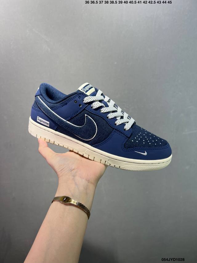 公司级Nike Dunk Sb Low 全新配色 联名 定制Dunk Sb顾名思义，具有经典的Dunk血缘，又注入了更多的时尚元素。相较于普通的Dunk滑板鞋，
