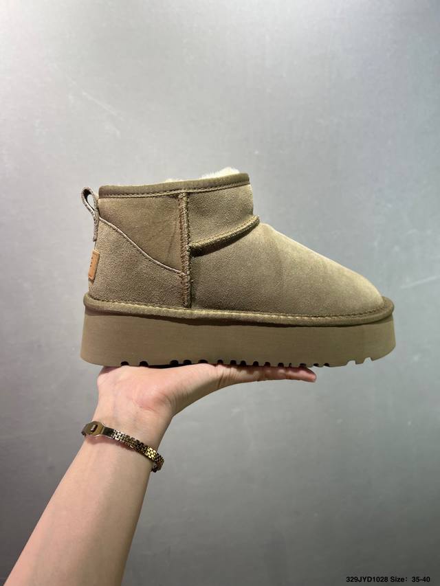 公司级Ugg 百搭单品 Ugg 秋冬羊皮毛一体雪地靴 全鞋采用Zp同厂 隆丰A级澳洲进口羊皮毛一体 品牌代工厂P生产线 完全遵循Zp工艺流程 代工厂P原厂版师