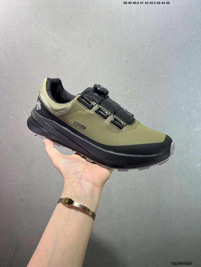 公司级迪桑特Descente Edge Court Retro 复古轻质 耐磨低帮 生活休闲鞋 货号：S Lsn82 尺码：36 36.5 37.5 38 38