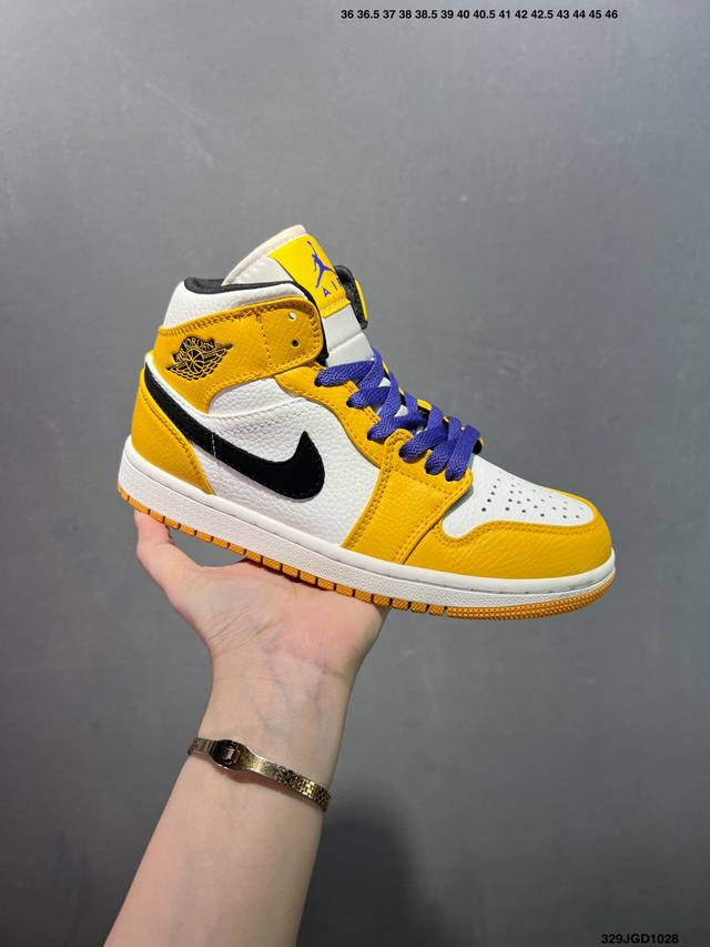 Nike Air Jordan 1 Retro Mid Aj1乔丹一代中帮经典复古文化休闲运动篮球鞋 货号:852542-010 尺码:如图 Id:329Jgd