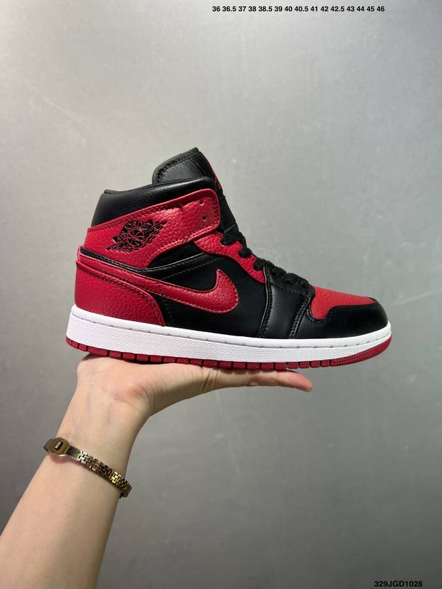 Nike Air Jordan 1 Retro Mid Aj1乔丹一代中帮经典复古文化休闲运动篮球鞋 货号:852542-010 尺码:如图 Id:329Jgd