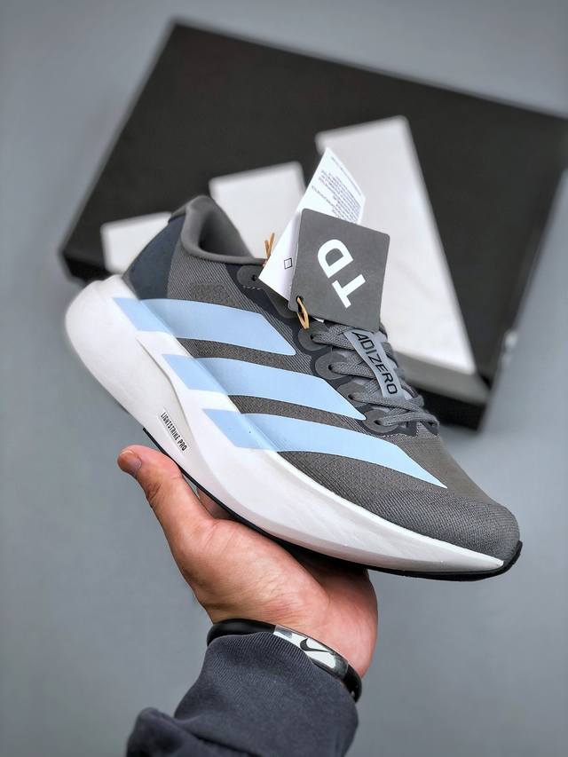 Adidas Adizero Evo Sl 轻盈跑鞋耐磨减震专业跑步鞋 冲向目标，一路向前，不断挑战和突破自我无论是平时训练还是马拉松，让这款Adidas跑步鞋