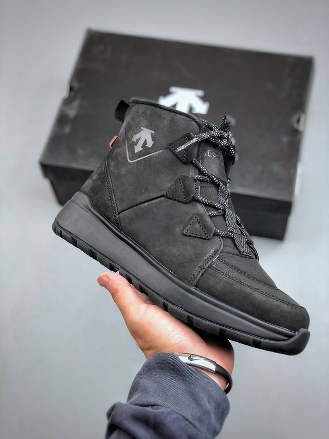 纯原版本 迪桑特Descente Ski Style系列 保暖防水耐磨 时尚舒适百搭 短筒雪地靴 户外高帮靴 男款 麂皮鞋面 内里薄绒加持 黄金V底 耐磨防滑