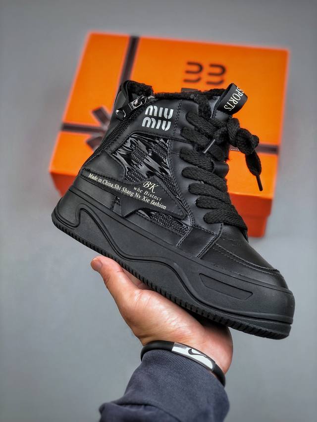 T Miumiu Sko A S 25秋冬新款 保暖加绒加厚高帮雪地靴 尺码：39-44