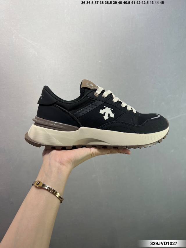 公司级迪桑特Descente Edge Court Retro 复古轻质 耐磨低帮 生活休闲鞋 货号：S Lsn82 尺码：36 36.5 37.5 38 38