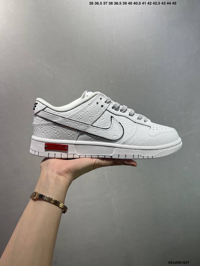 Nike Dunk Low Retro ‘Diy高端定制’耐克 低帮休闲运动板鞋 原装头层材料 用料绝不含糊 独家版型蒸餾加工帶來的是更好的视觉和脚感体验 清洁