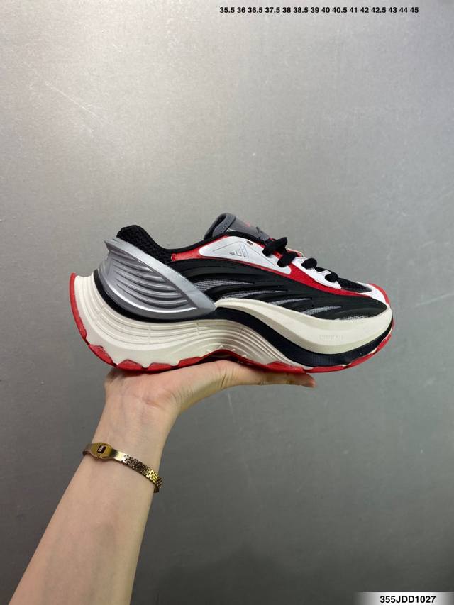 Ad Xlg Mtw系列 舒适百搭防滑耐磨低帮跑步鞋老爹鞋 Js 1 鞋面采用贯穿式银条 完整的线条流畅度带来充分的视觉享受 鞋舌若隐若现的Logo充满神秘感