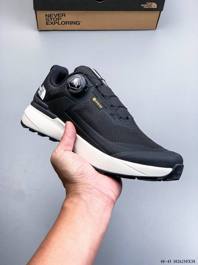 公司级！北面The North Face Glenclyffe Low 户外防滑登山鞋徒步鞋 鞋面采用坚固耐磨的材质设计，配合Vibram大底，抓地力出色，爬山