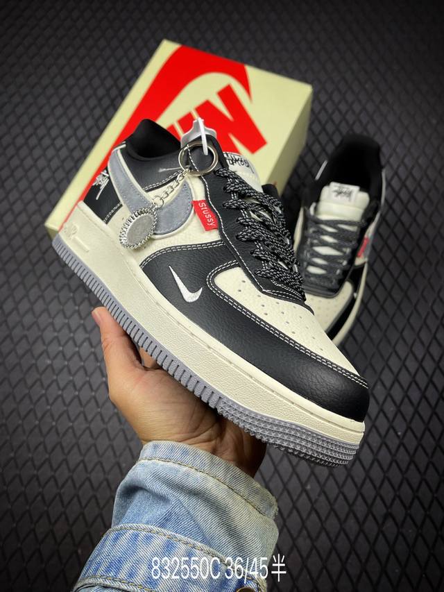 C 公司级Nike Air Force 1‘07 原楦头原纸板 打造纯正低帮空军版型 专注外贸渠道 全掌内置蜂窝气垫 原盒配件 原厂中底钢印、拉帮完美 货号:D