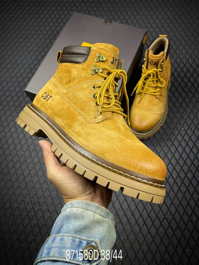 新货Cat卡特 硬汉推土机品牌经典百搭户外休闲大黄靴系列 #广东大厂品质 秋冬新款 常年主打 时尚潮流搭配 面料釆用意大利进口磨砂牛皮 全鞋真牛皮材料 大底到五