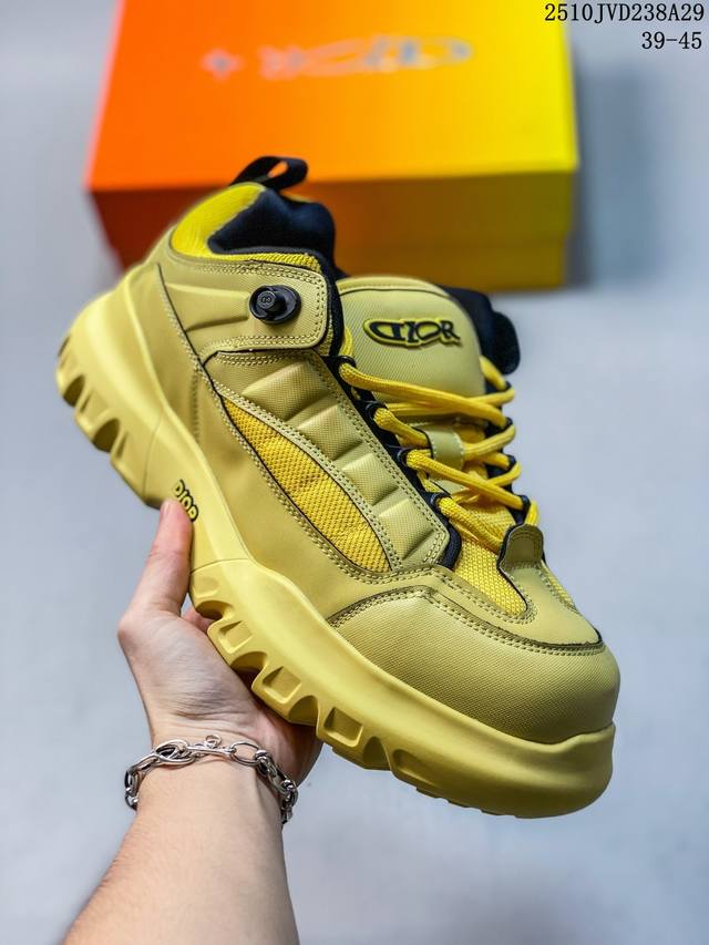 公司级Dior迪奥 Snow And Lewis Hamilton 圆头系带 低帮 生活休闲鞋 货号:3De395Zds226405 尺码:39-45 Id:J