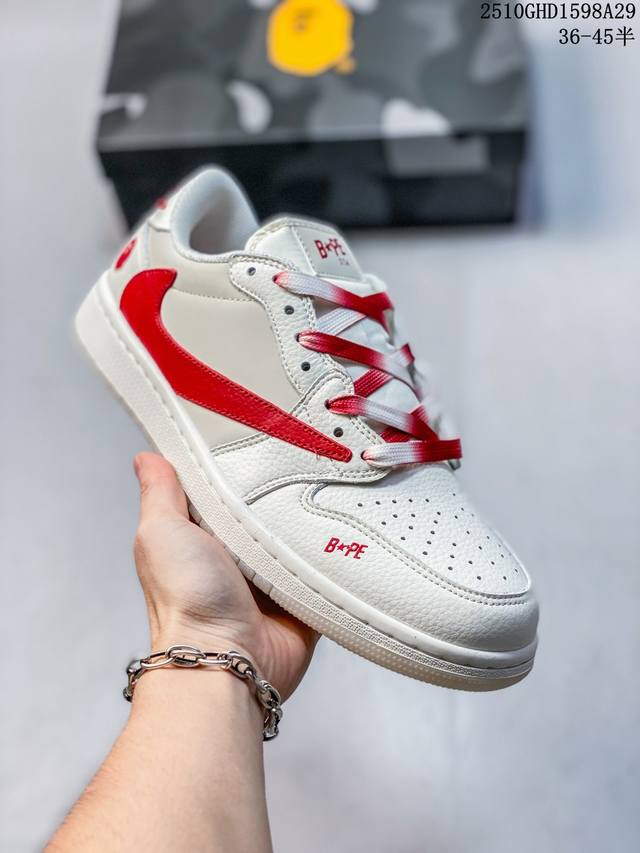 Travis Scott X Fragment Design X Jordan Air Jordan 1 Low Og Sp Bape联名 “白红” 多方联名合
