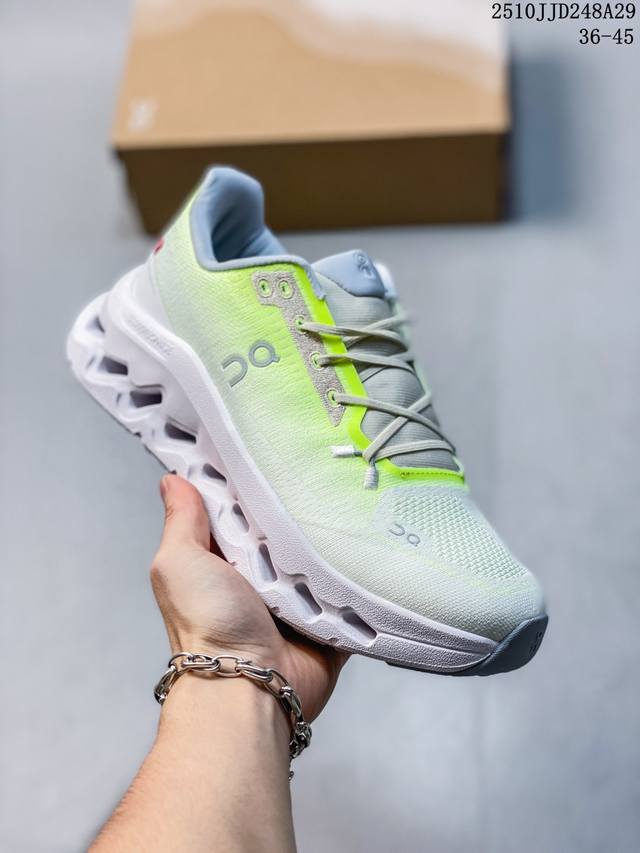 On昂跑 Cloudtilt 网布 舒适轻质 减震耐磨 低帮 生活休闲鞋 白黑 10Jjd248A29