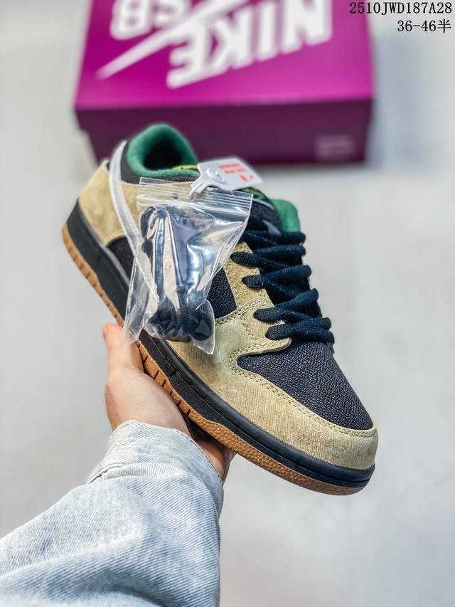 Nike Dunk Sb Low 耐克Sb低帮板鞋 牛皮材质 真标带半码 Size:36-46码 #Uss32251028 10Jwd187A28