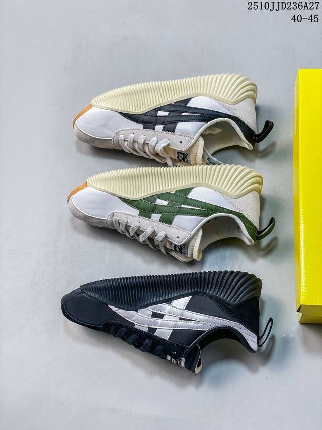 公司级Onitsuka Tiger鬼塚虎 Acromount 百搭舒适 复古运动耐磨 低帮休闲鞋 从20世纪70年代展开的陆上扣球中获得设计灵感 将具有复古感的