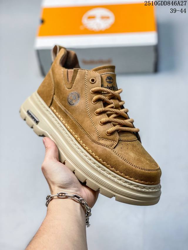 Timberland 天伯伦 添柏岚经典款 25Ss新款中帮 经典再造 全新升级 广东大厂品质 原盒原包装 面料采用意大利顶级磨砂牛皮 搭配防臭防腐真皮乳胶鞋垫