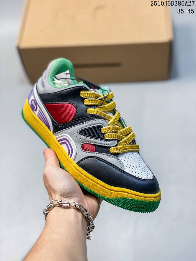 双十一福利特价 广东原装高端 Gucci Basket 篮球鞋低帮 情侣款 Gucci Basket球鞋系列 灵感源自于90年代篮球鞋 整个款式非常重工 鞋面融